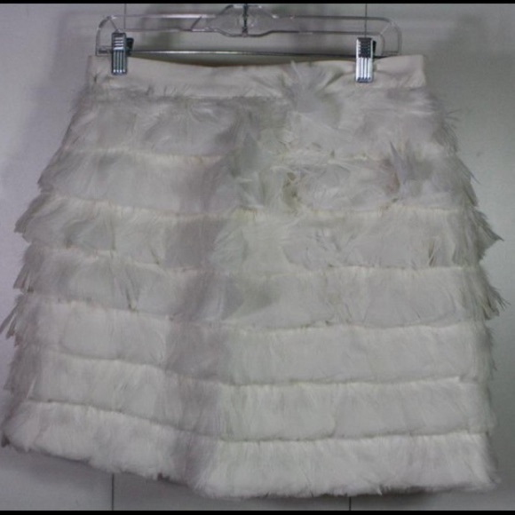 NWT Designer Women’s Club Monoco White Feather Ruffle Skirt Original $119 - Picture 14 of 16